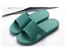 2020 Hot Selling Tofflor Kvinnor Mode Inomhus Dusch Slides Girls Casual Summer Beach Soft Flat Slipper Skor Stor Storlek 42 41 39 # P30