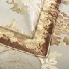 Set biancheria da letto di lusso in raso jacquard dorato in stile europeo / biancheria da letto queen king size copripiumino lenzuola set federa LJ200812