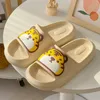 Sandales et pantoufles de dessin animé pour la maison en été, pantoufles mignonnes antidérapantes à semelles épaisses pour femmes, sandales de bain pour Couples