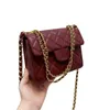 2022 Womens Classic Mini Flap Square Lambskin Bags Chains Handle Totes quiltad Matelasse Chain Cross Body Shoulder Large Capacity315H