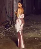 2022 Rose Gold Prom Dresses Jumpsuit Elastic Satin Golvlängd ärmlös båge stropplös anpassad plus size aftonparty klänning 221d