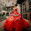 Off the Shoulder Red Quinceanera vestido de renda apliques Ruffles Saia Organza Doce 16 Dresses vestido de baile vestido de baile Wear