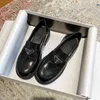 Chaussures habillées Designer femmes petites chaussures en cuir de luxe en métal impression plate-forme mocassins talon épais sandales été 220310