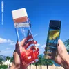 Quadrado de água simples tumblers portáteis solteira de gota à mão copo de personalidade plástica copo transparente à prova de vazamento com tampa criativa pequena fresca