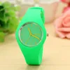 Gelée genève bonbons montre en caoutchouc bracelet coloré hommes femmes montres Silicone mode étudiant Gitf montres à Quartz