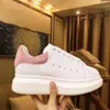 Hot designer hommes femmes femmes blanc hommes chaussures espadrilles appartements plate-forme chaussures surdimensionnées espadrilles baskets plates avec la taille de la boîte 36-45