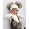 4 Pièces Pompon Chapeau Écharpe Enfants Bonnet d'hiver Garçons Filles Bonnet d'hiver Enfants Véritable Fourrure Pompon Chapeaux Bébé Tricoté Chapeau et Écharpe Ensemble LJ5770177