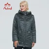 アストリッド冬のジャケットの女性コントラスト色の防水生地とキャップデザイン厚い綿服暖かい女性パーカーAM2090 200928