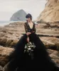 2022 Gothic Black Wedding Suknie Sexy V Neck Backlessess Czeski Rustykalne Bridal Gonws Illusion Długie Rękawy Tulle Line Brides Vestidos Druga sukienka recepcyjna AL7430