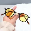 Okulary przeciwsłoneczne Pojedyncze belki Retro Mężczyźni Błękitne Gun Metalowe Okulary przeciwsłoneczne dla Kobiet Moda Specjalne Projekt Eyewear Styl Hip Hop Shades UV400