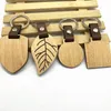 Mode schattige massief hout sleutelhanger creatief lederen paar houten sleutelhangers souvenir gift