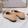 Bow Low Heels Shoes Woman Basic Two Color Splice Läder Bow Ballet Work Shoes Large Size Classic Tweed Tyg Kvinnor Pump LJ201112