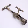 1 PZ Retro Apri Bottiglia di Vino Rosso In Lega di Zinco Cavatappi Cork Puller Remover Champagne Opener Wine Opener Bronzo Antico T200227