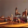 日常のコレクション樹脂ダックスフント犬の置物自宅のアクセサリー妖精の庭のミニチュアデコレーション車の装飾T200703