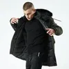 Mäns Ned Parkas Vinter Jacka Män 2021 Lång Tjock Varm Mens Parka Big Fur Hooded Badge Outwear Coats Whicken PU Läder Patchwork Windbr