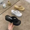 Корейский верситель досуг кекс густой нижний клип ноги елочные тапочки женские носить наклон каблуки открытые пальцы сандалии на улице летом