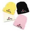 Beanie/Schädel Caps Großhandel 10 teile/los Winter Hut Erdbeere Gestickte Beanie Frauen Studenten Gestrickte 4 Farben1