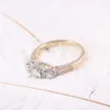 Transgems 14k biały i żółty złoto Halo Trzy kamienne centrum 0,5ct 5 mm i boczny 3 mm f kolorowy pierścionek zaręczynowy dla kobiet Y200620