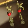 Nuovi orecchini pendenti etnici in ottone antico fatti a mano in pietra vintage Nepalearrings Cinesi pietre rosse orecchini uccelli verdi