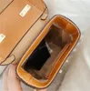 2021 Luxury merkontwerper Brown Cosmetic Bag Mailbox hele ontwerper Women039S Highqueal Lederen Stationery Wallet3647443