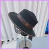 22SS Bucket Hat Dam Herr Designer Casquette Dam Halmhatt Bokstäver Sommar Utomhus Kepsar Hattar Baseballkeps Brätte Hatt D223022F