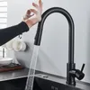 Capteur Cuisine Robinet Smart Touch Touch Sensitant Faucet Sensible Mélangeur Tap Tap Poignée Double Outlet Modes d'eau Torneira de Cozinha