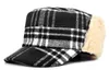 Stand focus unisex vrouwen mannen oor flap dekken militair leger cadet hoed cap check tartan plaid fashion wol blend tweed herfst winter8967710