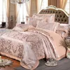 Kinesisk bröllopsstil Jacquard-sängkläder 100% bomull Broderad kuddväska Duvet Cover Bed Sheets 201021