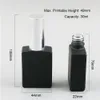 アルミゴールド銀黒噴霧器30ml 1オンスと500 x払い戻し可能な携帯用e液体香水ガラス正方形スプレーボトル