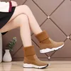 Moda dziewiarska skarpetki sneakers stretch kostki buty kobieta miękkie włączone buty śniegowe kobiety futro pluszowe platformy grube botas y200915