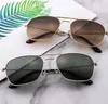 Stylish Design Women Men Sunglass Metal Frame Designer UV400 Eyewear Gold Silver Black Solglasögon W0T med fodral