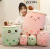 2470 cm Cartoon Bubble Tea Cup Shaped Pillow Reallific Milk Tea Plush fylld mjuk ryggkudde roliga matgåvor barn födelsedag9890357