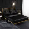 Hem Textil Designer Bedding Set Luxury King Size Bed Lakan Set Black White Satin Pillowcase BedClothes Anpassat ark 180x200 201119