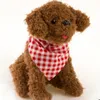 100pcs / lot entier nouvelle arrivée mélange 60 couleurs chien chiot collier bandana pour animaux de compagnie bandanas en coton cravate pour animaux de compagnie produits de toilettage SP01 201106182r