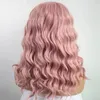 Perruque Lace Front Wig synthétique rose haute température Fiber courte vague profonde perruques de cheveux pour les femmes blanches avec partie libre