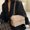 حقائب الكتف أزياء الشتاء السيدات قفل حقائب اليد الفاخرة المرأة مصمم خروف الشعر رفرف حقيبة crossbody سلسلة رسول