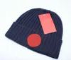 Autumn Winter Man Beanie Cool Fashion Hats Woman Knitting Hat Unisex Warm Hat Classic Cap Märke Sticked Black Hat 5 Colors Drop Sh6322495