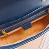 2022 Najnowszy torba na ramię Wysokiej Jakości Projektant Torby Crossbody Prawdziwe Prawdziwe Skórzane Torebki Zwykły Cekiny Hasp Pojedynczy Zipper Soose Baguette Torba MM Rozmiar Biały