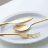 24pcs Golden di alta qualità in acciaio inossidabile in acciaio inossidabile FORCHE FORCHI Posate Set di posate Gold Kinfe Forks Tavolo 211228