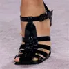 Tasarımcı Gladyatör Sandal Yaz Şeffaf Sandalet Moda Yüksek Topuklu Kare Toes Perçin Rhinestones Topuklu Düğün Parti Ayakkabı Pompaları