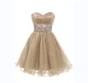 Sexiga Sweetheart Ärmlös Homecoming Klänningar Beaded En Linje Ruffles Tulle Short Cocktail Dress Party Gowns