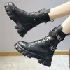 Vrouwen volwassenen motorfiets laarzen black metal decoratie punk stijl dik bodem drsign vrouw schoenen platform enkel laarzen vrouwelijk 201106