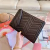 Luxurys ontwerpers tas mode vrouwen portemonnee portemonnees handtassen echte lederen golvende letter clutch bags met doos