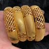 4 teile/los Armreif Saudi-Arabien Hochzeit Gold Armreifen für Frauen Dubai Braut Geschenk Äthiopischen Armband Afrika Armreif Arabischen Schmuck Charme 220222 240308