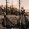 2020 Gotik Siyah Vintage Gelinlik Bir Çizgi V Boyun Dantel Aplikler Tül Illusion Backless Sweep Tren Artı Boyutu Örgün Gelinlikler