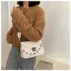 Lücke Fabrikcode Hohe Qualität Tasche Frauen Neue Mode Vielseitige Eins Schulter Messenger Bag Retro Hongkong Stil Breitbandkette Kleines Quadrat