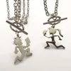 Jedna para (1PCS dziewczyna + 1PCS Boy) para ICP Małe lustro Hatchetman Charms ICP Stal nierdzewna Naszyjnik 3 mm łańcuch linków 24 ''