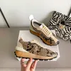 Ny Höst Vinter Sneakers Kvinna Casual Mysig Tjock Sula Platform Skor Snakeskin Design Fashin Kvinnor Skor Ladies Footwear Kmjkj003