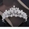 Högkvalitativ bröllopskrona Brudhuvud Pearl Tiara smycken Kvinnor Hårtillbehör Set Silver Headpiece Big Pageant Crown J195504683