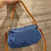 Bolsa de ombro de jeans jeans Mulheres bolsa de bolsa de bolsa antiga de impressão de flores cowboy bolsas de crossbody stap de retalhos de retalhos 269a